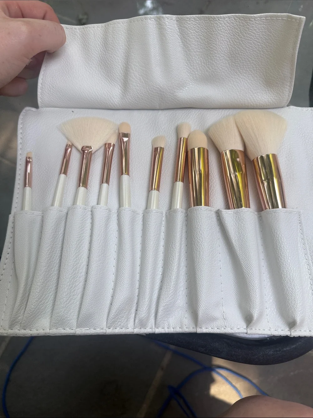 White & Rose Gold 10-Piece Women's Makeup Brush Set with Travel Roll